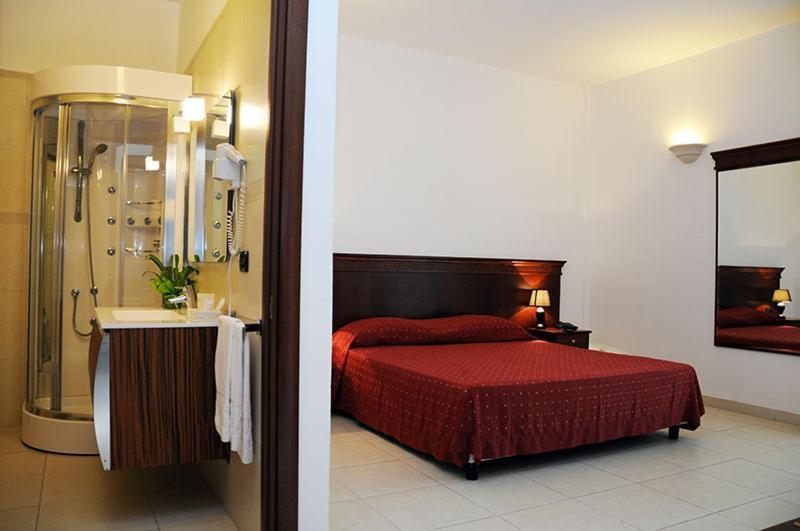 Agri Hotel Conte Salentino Sant Isidoro  Dış mekan fotoğraf