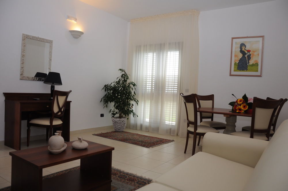 Agri Hotel Conte Salentino Sant Isidoro  Dış mekan fotoğraf