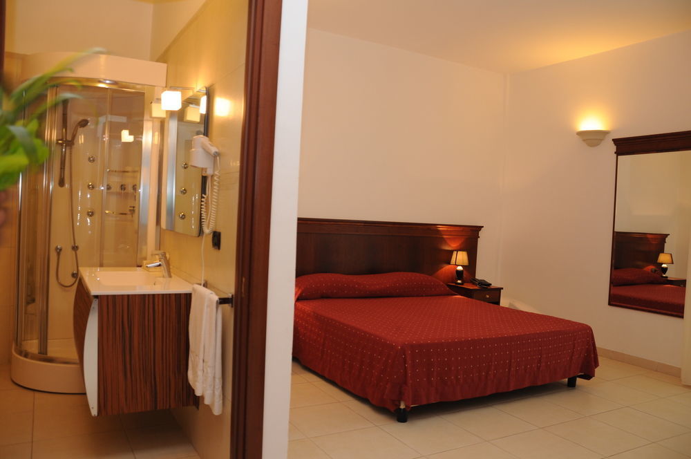 Agri Hotel Conte Salentino Sant Isidoro  Dış mekan fotoğraf